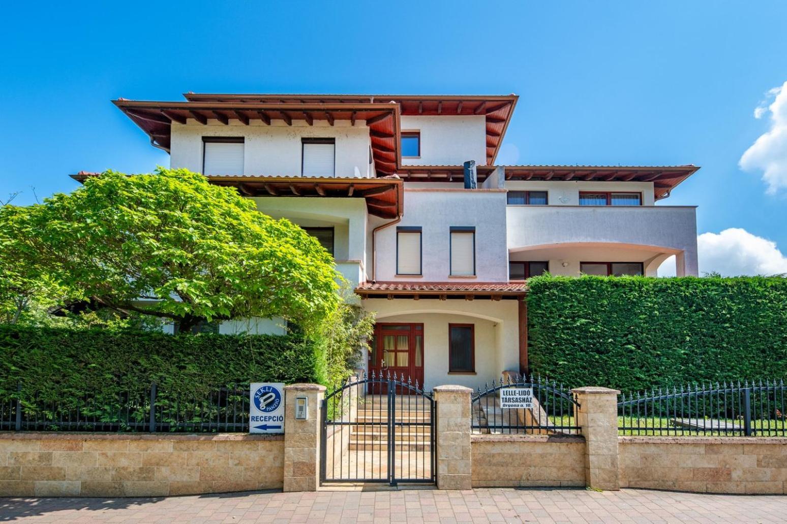 Sekli Apartman Balatonlelle Exterior foto