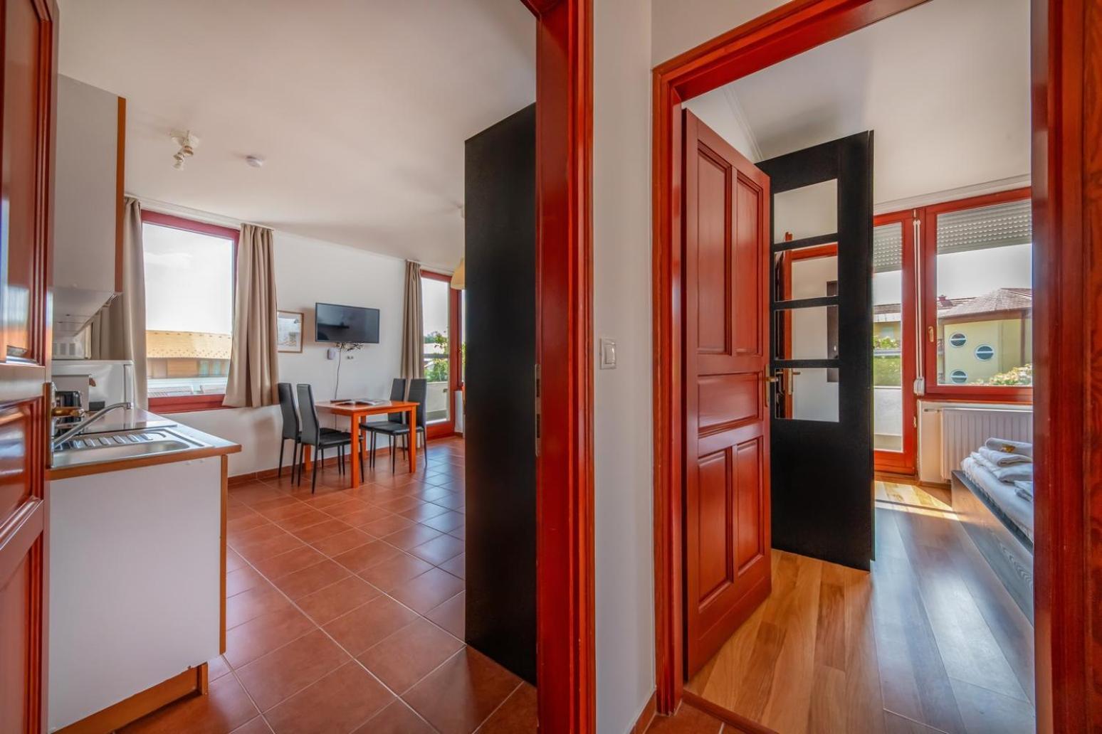 Sekli Apartman Balatonlelle Exterior foto